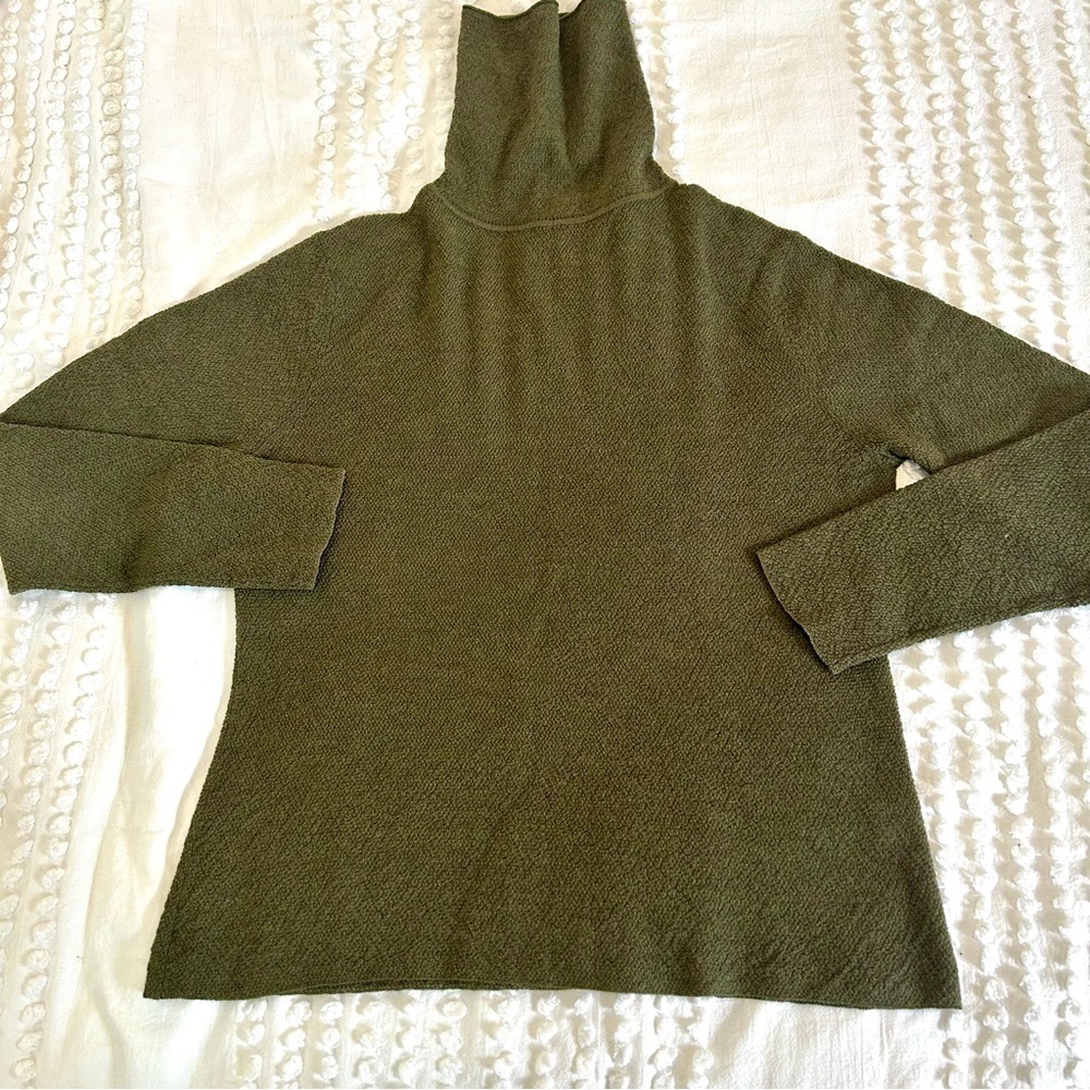 Eileen Fisher Women’s Olive Green Turtleneck Wool Crepe Sweater Sz L EUC - Picture 11 of 11